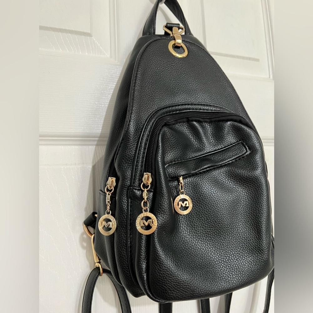 Genuine leather small backpack sling - Picture 2 of 8